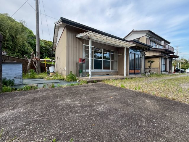 潮来市須賀　中古戸建の外観