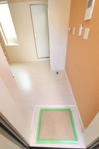 ユナイト根岸ジェファーソンの杜の玄関