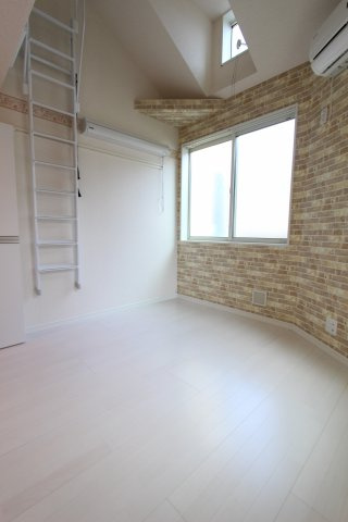 ユナイト根岸ジェファーソンの杜の居間・リビング
