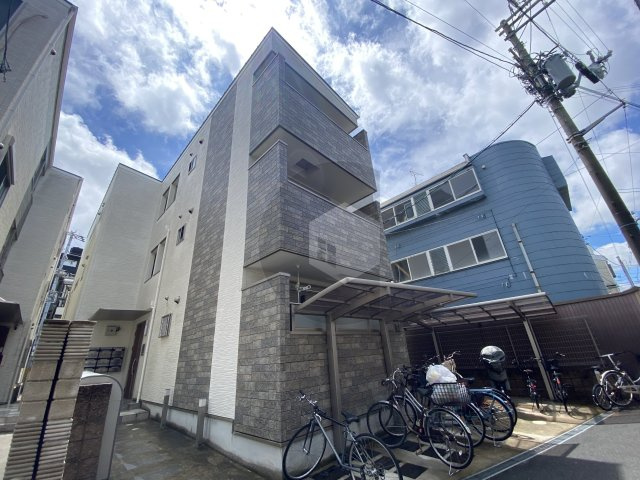 クリエオーレ三ノ瀬Ⅱの外観