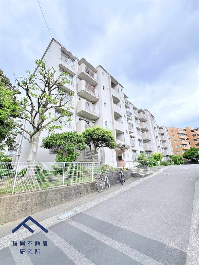 下長尾住宅2号棟の外観