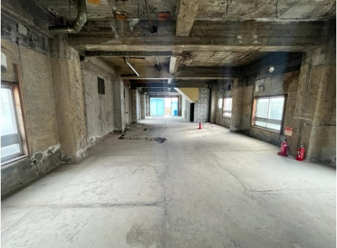 LOTUS庄内ビルの内装