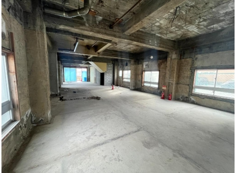 LOTUS庄内ビルの内装