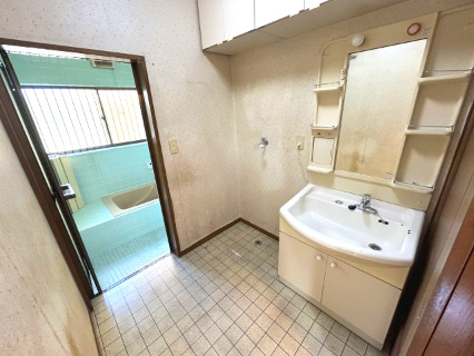 滑川町羽尾 中古戸建の洗面所