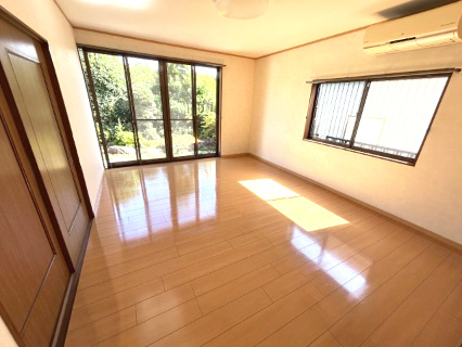 滑川町羽尾 中古戸建の洋室|１階 洋室（８帖）