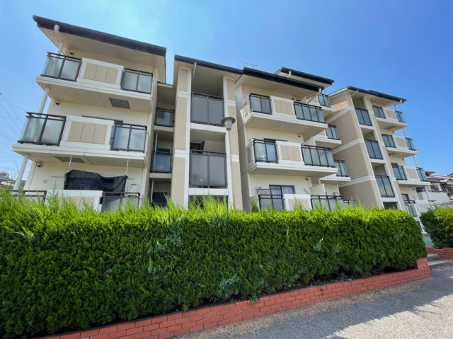 サンシティ今寺の外観