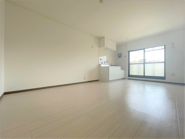 サンシティ今寺の居間・リビング