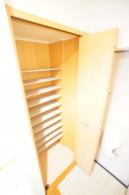 【収納】 | クラール・シーズンⅡ | ※同物件・反転タイプの写真です。