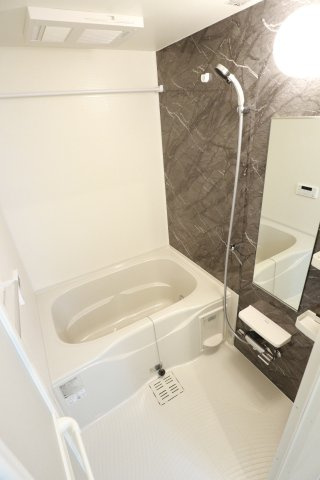 フラワーガーデンの浴室