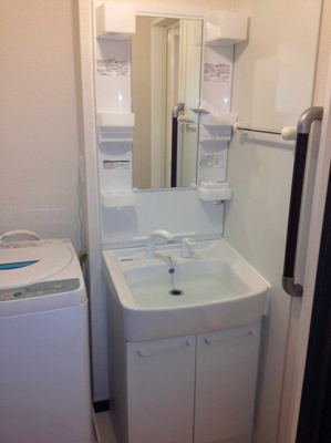 【独立洗面台】 | レオネクスト１８番館 | ☆シャンプードレッサー☆