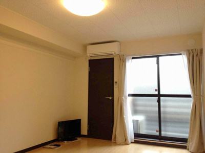 【居間・リビング】 | レオネクスト１８番館