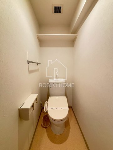 トレヴァンス梅田のトイレ|同マンション別部屋：参考写真