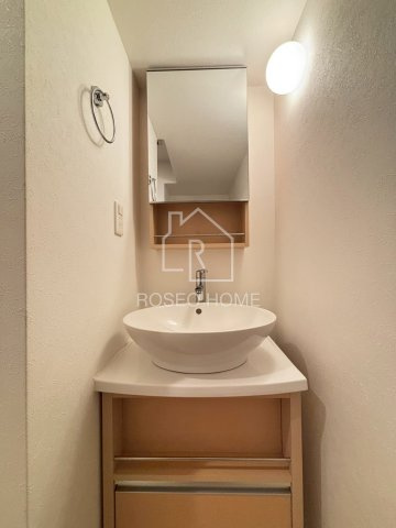 トレヴァンス梅田の洗面所|同マンション別部屋：参考写真
