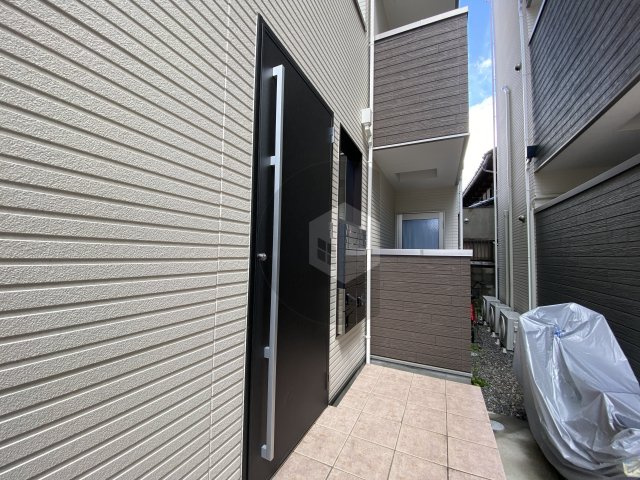 GRANDIR近江堂のエントランス