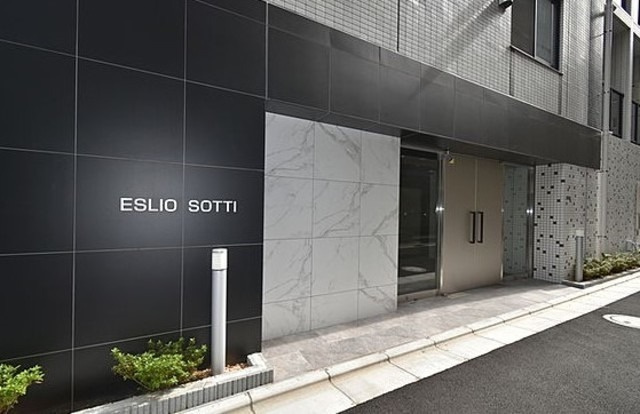 ルクレ墨田緑Ⅱのエントランス