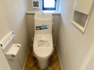 【トイレ】 | 綾瀬市深谷上5丁目 中古戸建て | 新規交換（新設）：温水洗浄便座