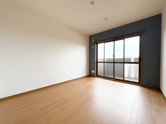 【洋室】 | 鯉田マンション