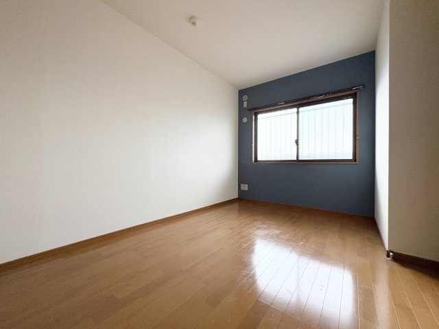 【寝室】 | 鯉田マンション