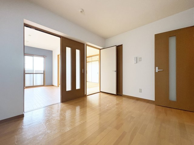 【居間・リビング】 | 鯉田マンション