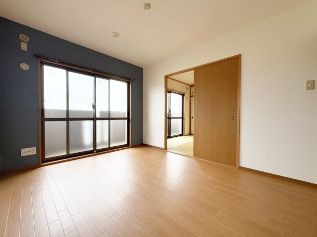 【洋室】 | 鯉田マンション