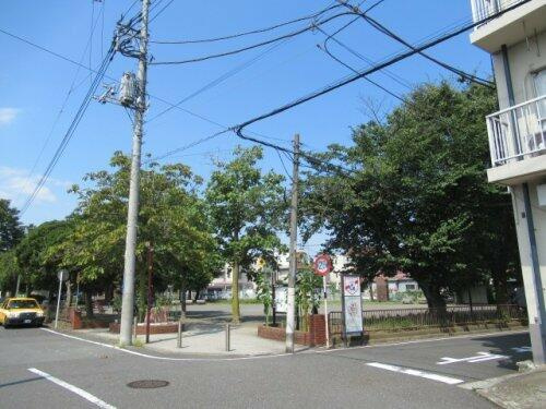 入江川公園まで637m
