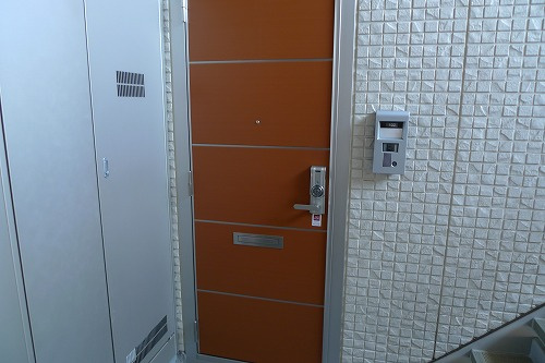 クレソンの玄関