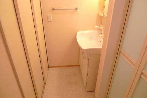 クレソンの洗面所