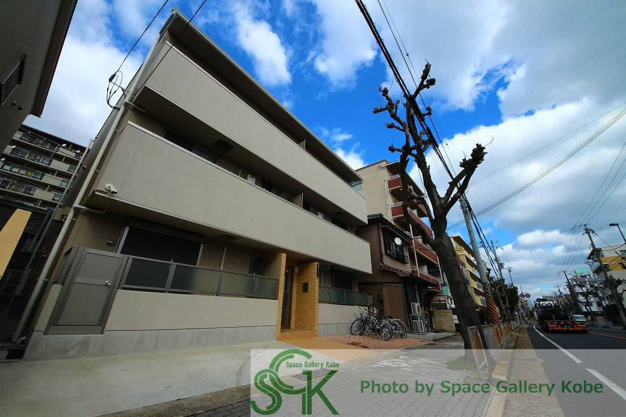 SORATOUMI海岸通の外観