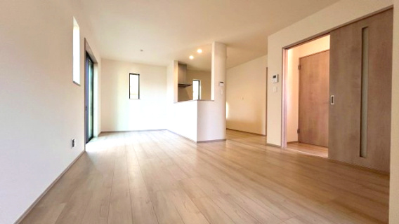 沼津市東熊堂　新築戸建　全２棟　２号棟のダイニング|現地写真