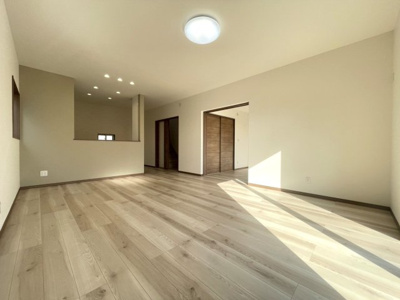 【居間・リビング】