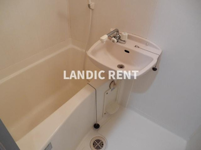 【浴室】 | リヴィエール天神南