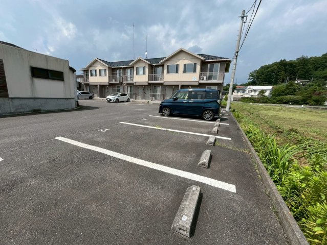 カーサ・グランデの駐車場
