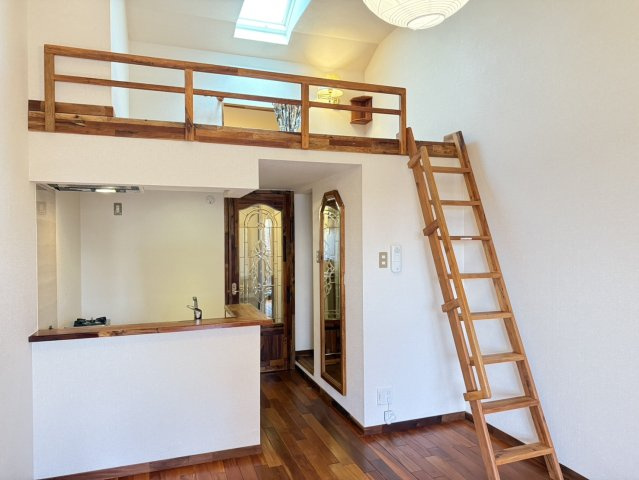 【居間・リビング】 | セザンヌ松井 | ロフト有り（※写真はイメージです、現況優先となります）