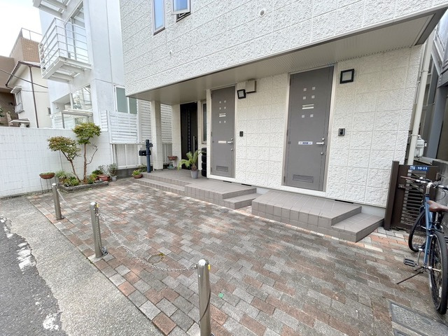 Ｌｉｖｅｒａ表参道のエントランス|★エントランス★