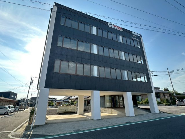 四郷町貸事務所の外観