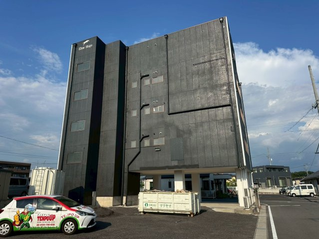 四郷町貸事務所の外観