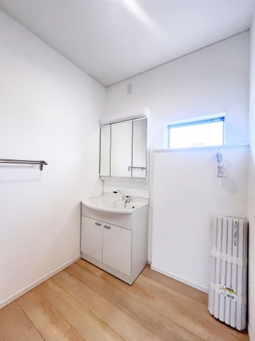 クレイドルガーデン和歌山市新庄第２の独立洗面台