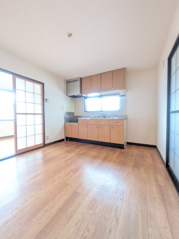 コートヒルズの居間・リビング