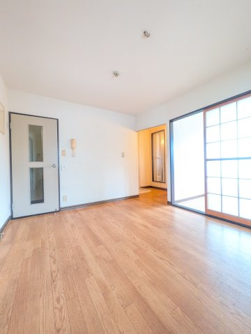 コートヒルズの居間・リビング