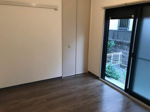 シャトー花園の居間・リビング