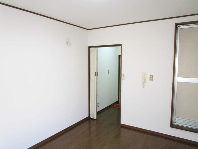 ２階東南角部屋