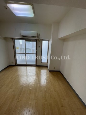 サンガ梅田の居間・リビング|リビングです