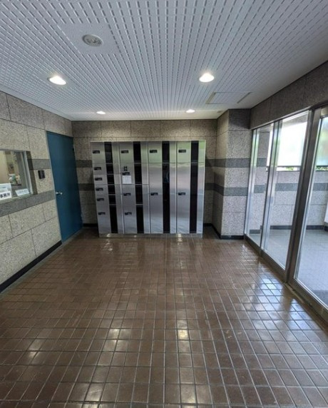 【中古マンション】若葉グリーンプラザ参番館の設備|宅配ボックス付きで不在時もお荷物が受け取れます！