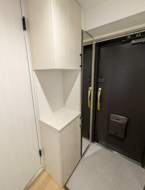 【中古マンション】若葉グリーンプラザ参番館の玄関|毎日通る明るい玄関ホールです！