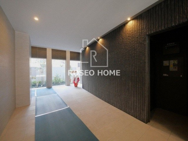 パラッツォ南森町のロビー