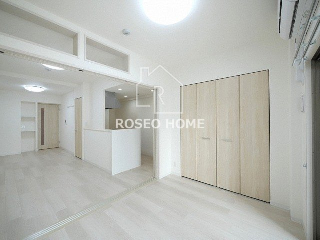 パラッツォ南森町の居間・リビング