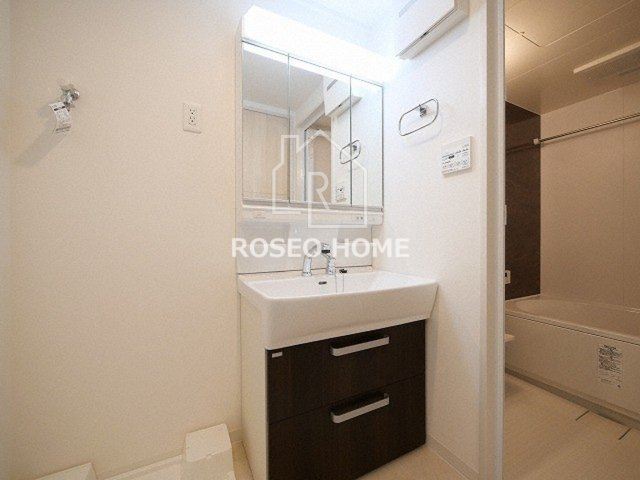 パラッツォ南森町の洗面所