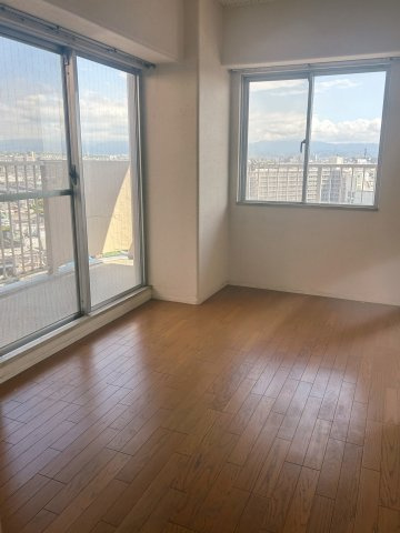 メゾンドール高石　11階部分の洋室