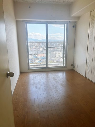 メゾンドール高石　11階部分の洋室