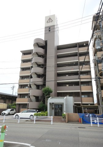 知多郡東浦町大字森岡　サンハウス尾張森岡の外観